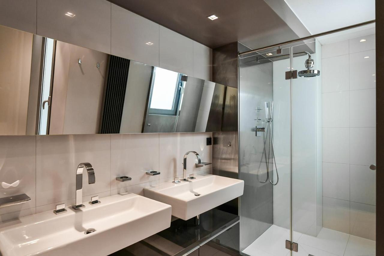 Luxury Central Penthouse With Sauna, Terrace, 250M2, 5Bdrm, 3Bthrm Prag Dış mekan fotoğraf